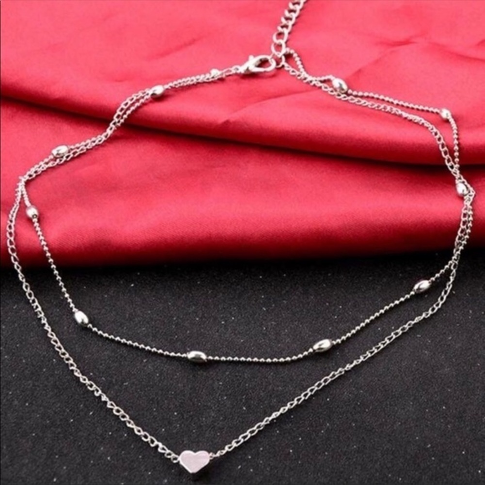 💛Silver heart layered choker with dotted ch… - Picture 2 of 4